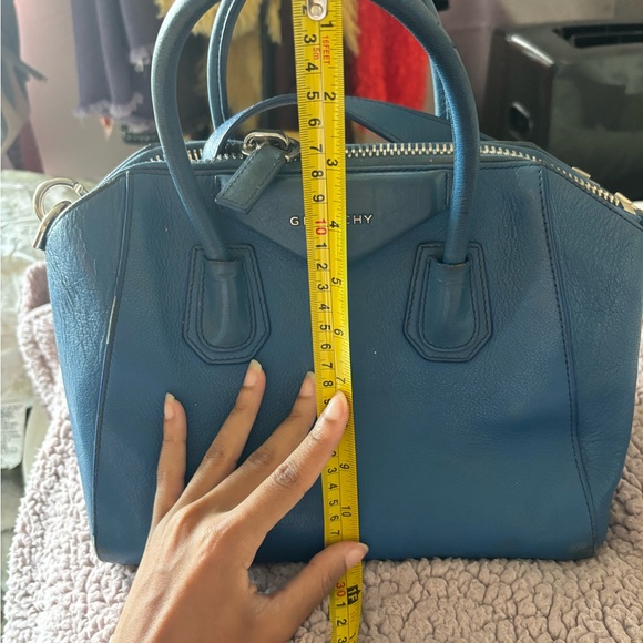 Authentic Givenchy antigona - Picture 6 of 6